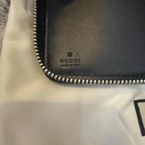 Gucci Guccissima With Web Zip Wallet In Dark Navy - Picture 9 of 10